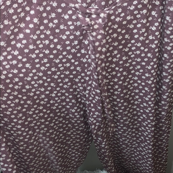 Spring time jumper - Picture 3 of 3